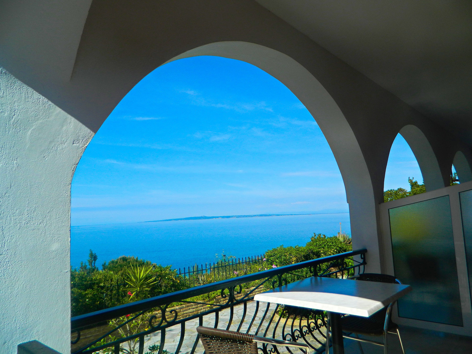 Levante Aparthotel Vasilikí